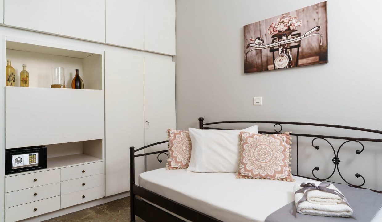 Chris's best apartment in Athens- VistWay 16