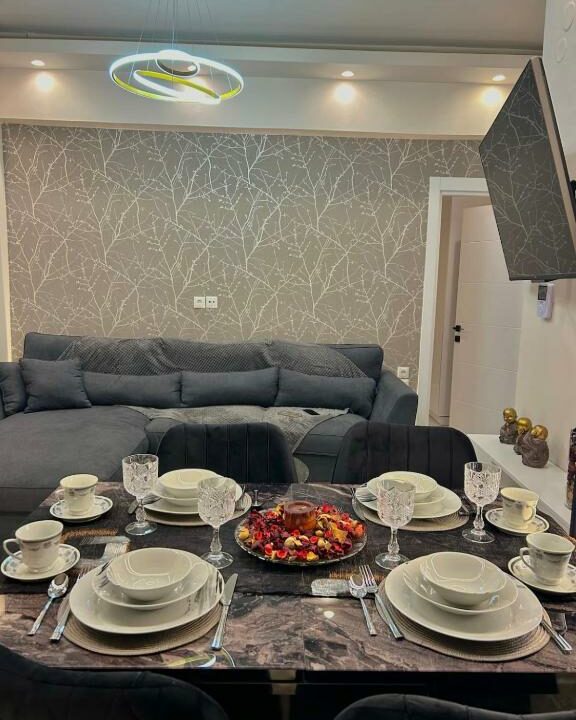 Nadias Luxusapartment, Wohnzimmer 3