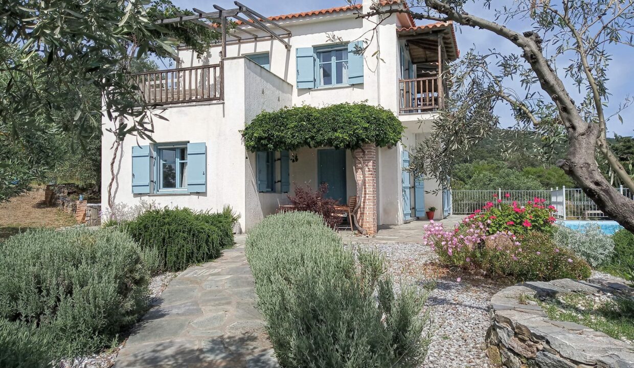 Villa Perivoliou Skopelos jardin 2