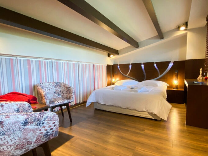 Dormitor Vintage Suites Trikala