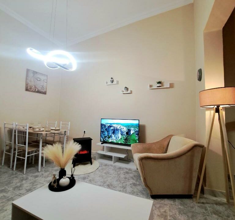 Central Piraeus port apartment 10